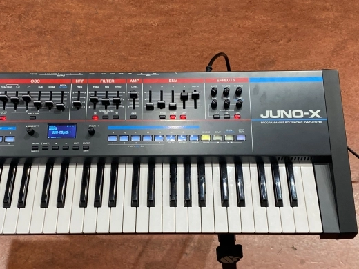 Roland JUNO-X 2
